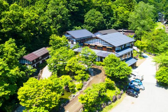 眼の温泉　奥湯沢　貝掛温泉