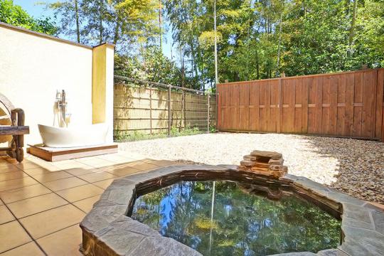 熱海・伊豆のお部屋食＆露天風呂付き客室プランが人気の温泉宿