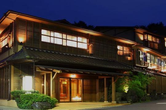 箱根湯本温泉　彌榮館（やえいかん）