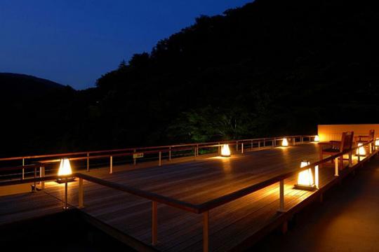 箱根湯本温泉　ホテル南風荘