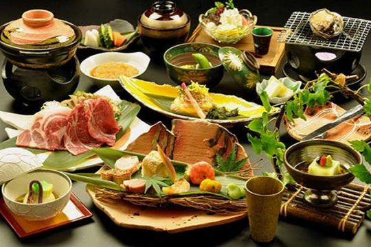 箱根湯本温泉　彌榮館（やえいかん）