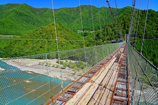 奈良県　谷瀬のつり橋