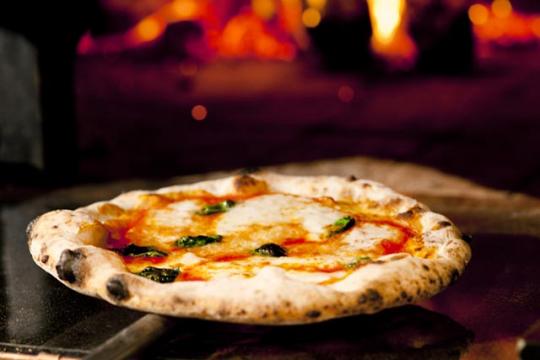 Pizza＆Cafe 森のオーブン Dottore（ドットーレ）