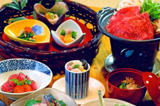 由布院温泉　全室露天付き離れ宿　御宿　さくら亭