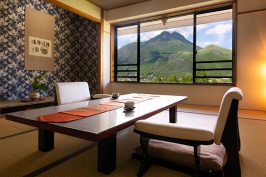 由布院温泉　ゆふいん山水館