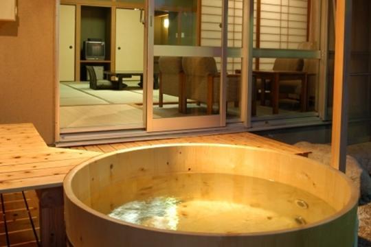 神戸牛と有馬温泉　天然金泉・銀泉の宿　有馬御苑