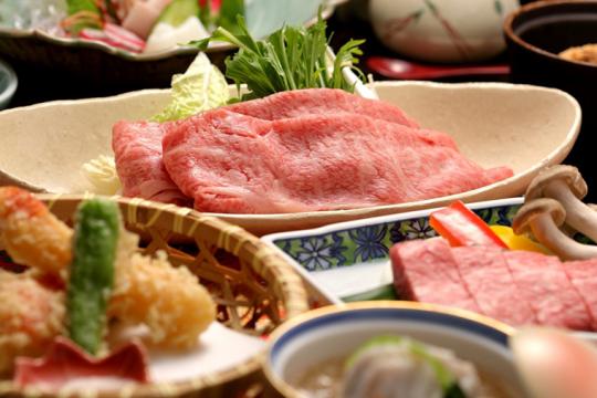 神戸牛と有馬温泉　天然金泉・銀泉の宿　有馬御苑