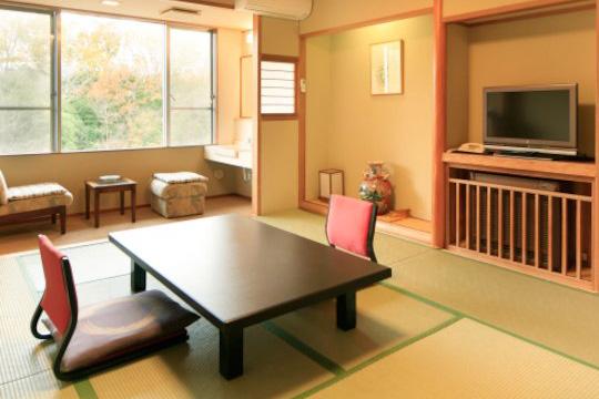 和銅鉱泉　薬師の湯　ゆの宿　和どう