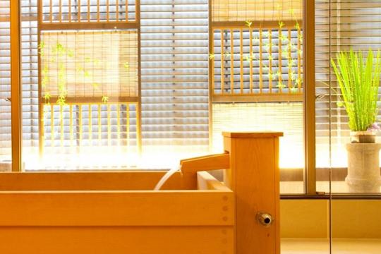 ＫＩＺＡＳＨＩ　ＴＨＥ　ＳＵＩＴＥ