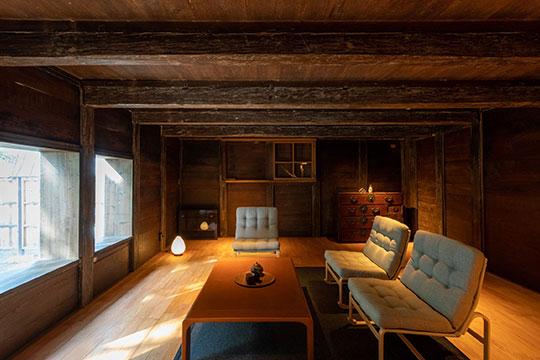 ＮＩＰＰＯＮＩＡ　白鷹　源内邸