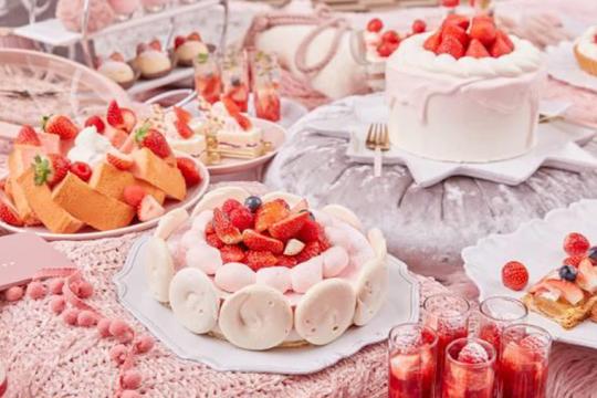 京王プラザホテル「オールデイダイニング＜樹林＞」 いちごビュッフェ