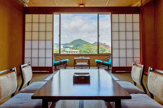 伊豆長岡温泉　ニュー八景園