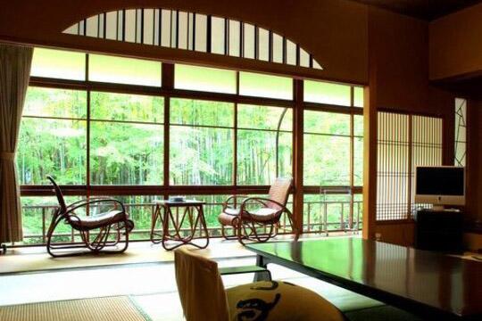 修善寺温泉　国の登録文化財の宿　新井旅館