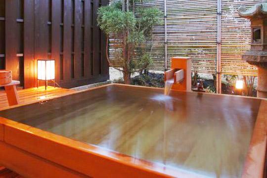 熱海温泉　湯宿一番地（旧　志ほみや旅館）