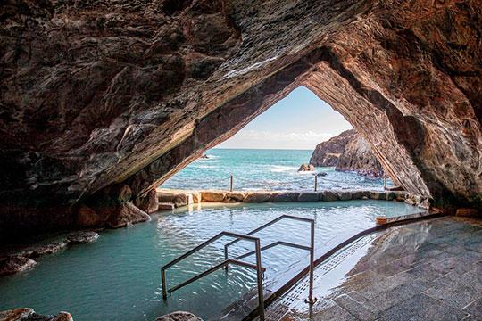 勝浦温泉　ホテル浦島