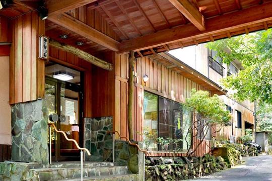 霧島湯之谷山荘