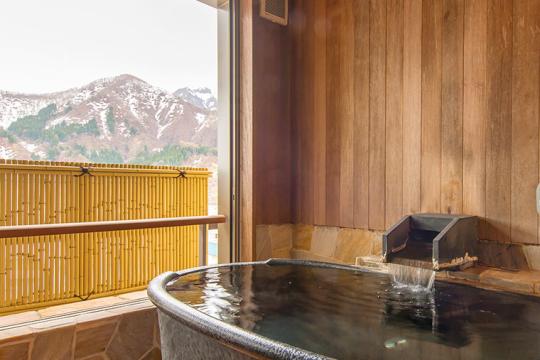 越後湯沢温泉　松泉閣花月