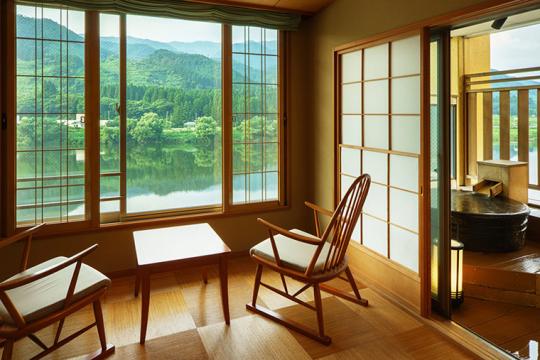 咲花温泉　翠玉の湯　佐取館