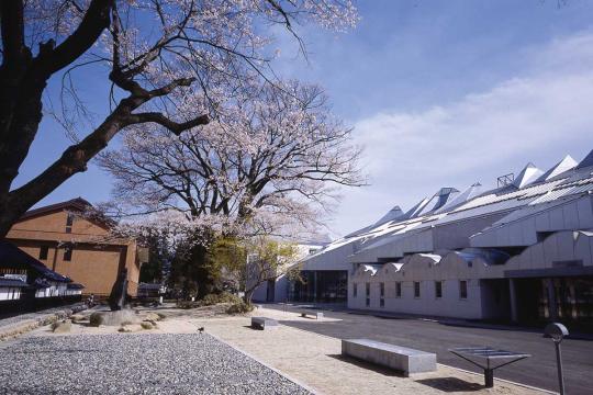 飯田市美術博物館