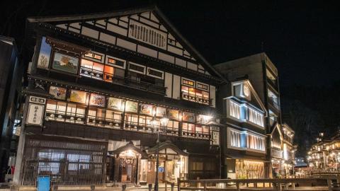 大正レトロを感じる女子旅を。銀山温泉「伝統の宿古山閣」へ