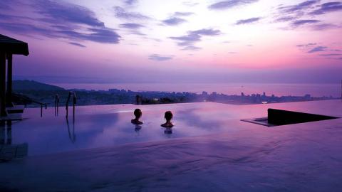 別府温泉　杉乃井ホテル