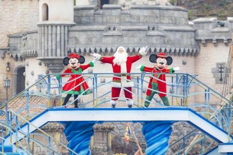 【2021最新】ディズニークリスマス情報！妖精「リルリンリン」のグッズや限定メニューも紹介