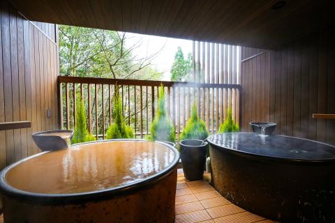 貴賓室「和光」の露天風呂