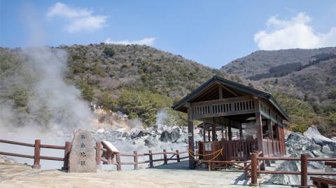 雄大な自然、温泉、グルメが揃った雲仙温泉街の半日観光モデルコース