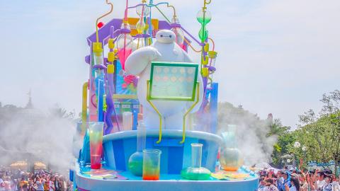 夏休みは東京ディズニーリゾートへ！「びしょ濡れプログラム」最新レポート