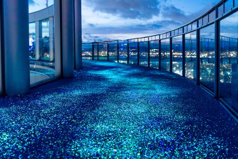 大阪・梅田スカイビル「ルミ・スカイ・ウォーク」がリニューアル