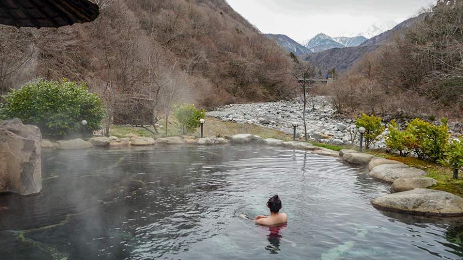絶景と露天風呂のパラダイス！岐阜・奥飛騨温泉郷へ