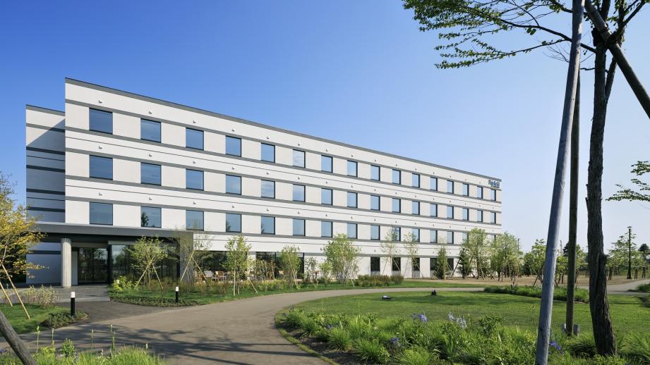 全国の泊まれる【道の駅】15選！地元のグルメ、名産品、温泉がすぐそばに。