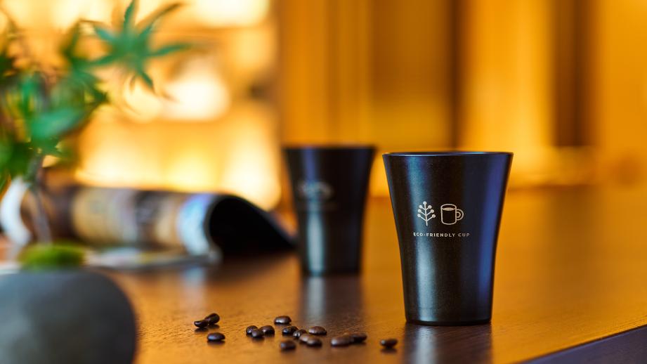 コーヒー粉をアップサイクルしたリユースカップ