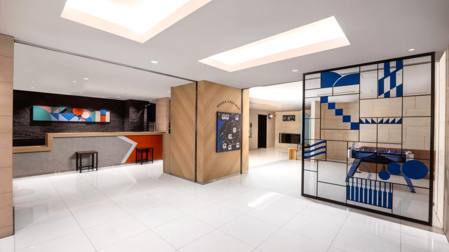 「イビスバジェット大阪梅田」がスポーティーにリニューアル