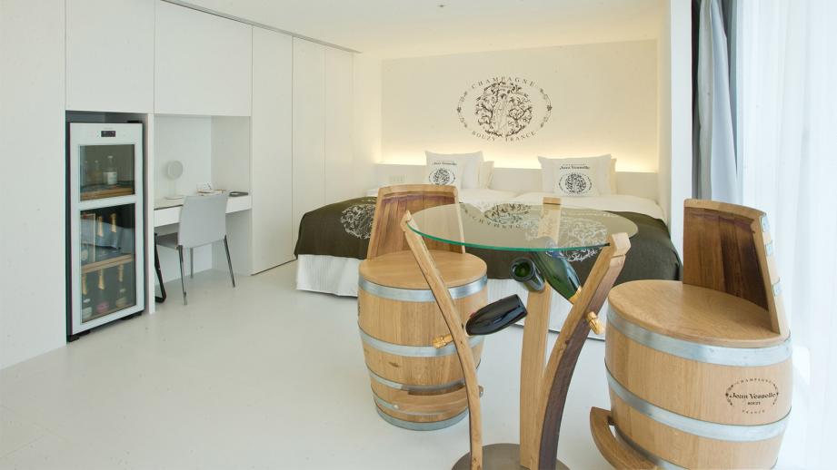 「CuveeJ2 Hotel Osaka by 温故知新」