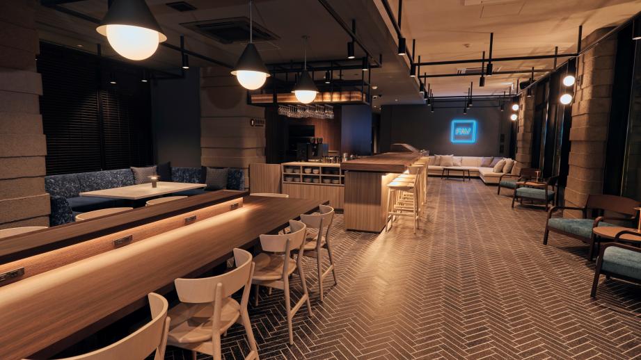 「白金茶房　飛騨高山店」の内観