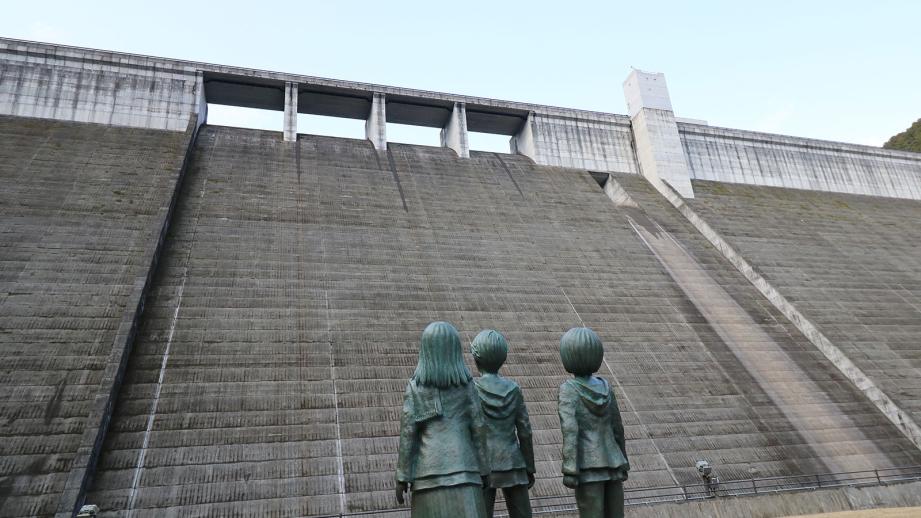 大分・日田「進撃の巨人」大山ダム