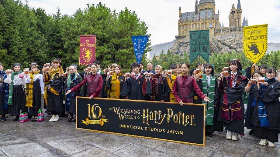 USJ「ハリー・ポッター」エリア10周年セレモニーに加藤清史郎さん登場