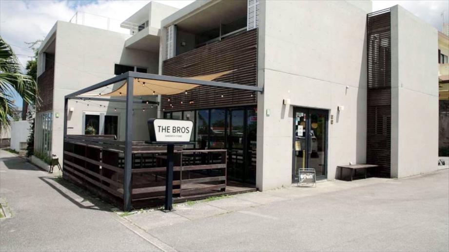 【沖縄】青の洞窟近く！こだわりパンを使ったサンドイッチ専門店「 THE BROSsandwich stand」（恩納村）