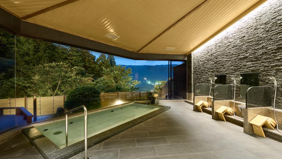 大浴場「湯けむり月」