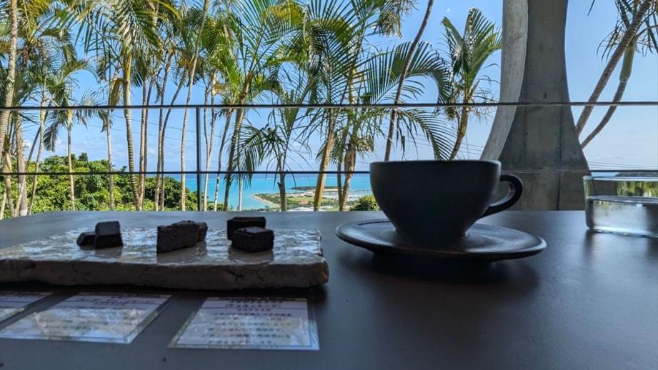 【沖縄】古代アステカの伝統的なチョコレートと沖縄南城市の絶景を…「-modica-モディカ」（南城市）