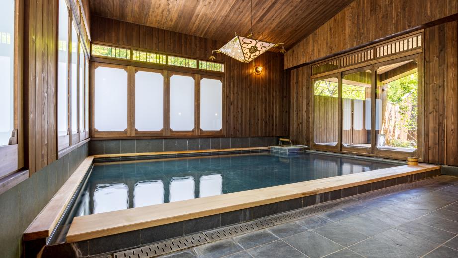 「松坂屋本店」大浴場