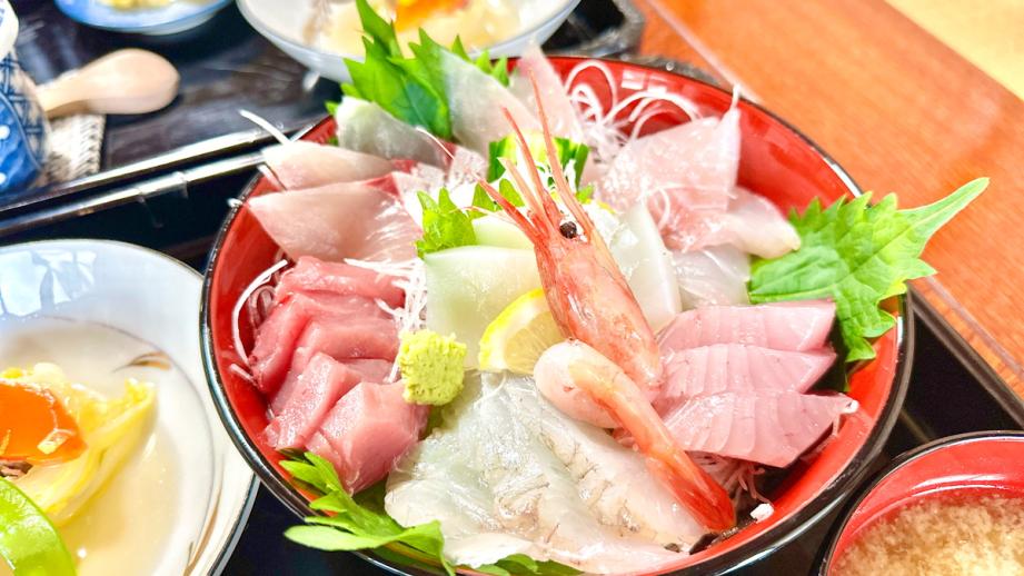 鳥取県鳥取市の港町にオープンした海鮮を楽しむ古民家和食店。新鮮で美味しい魚をリーズナブルに！