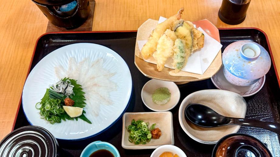 【鳥取県米子市】とらふぐ料理が味わえる温泉施設内のレストラン。名水で育てた陸上養殖のとらふぐとは？