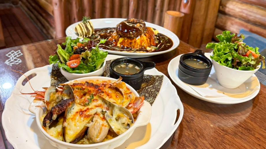 まるでジブリ！鳥取県倉吉市で見つけたおしゃれで落ち着いた雰囲気の穴場カフェ