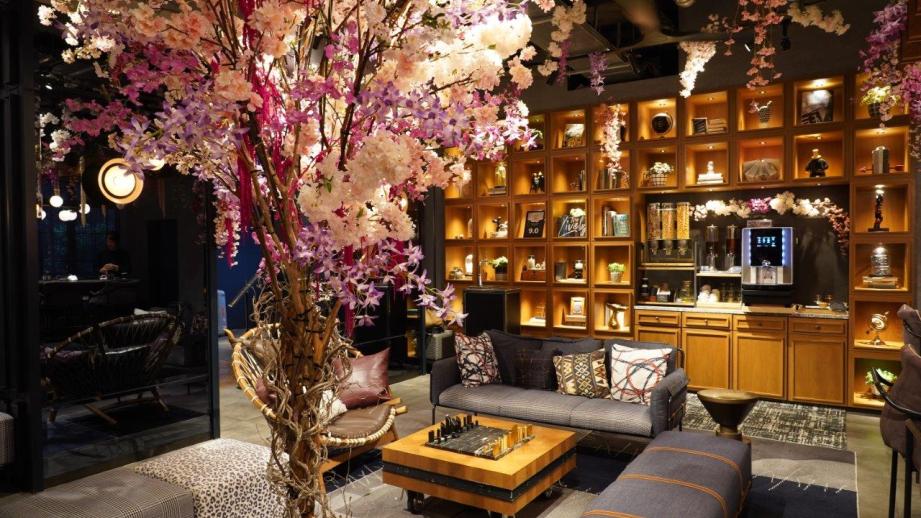 お部屋にシアター！ラウンジが使えて美容機器も借り放題の「THE LIVELY 東京麻布十番」で女子会＆推し活