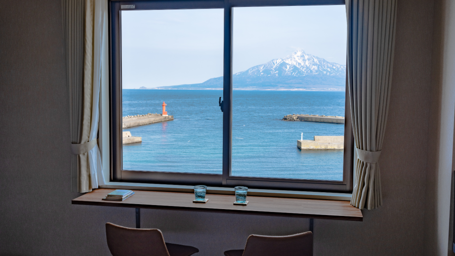「礼文観光ホテル 咲涼」洋室・利尻富士ビュー1