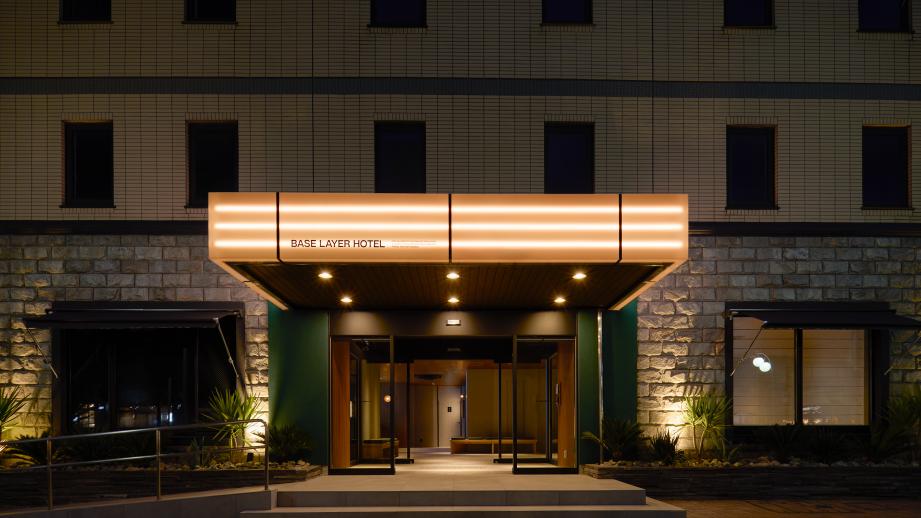 「BASE LAYER HOTEL 名古屋錦」外観