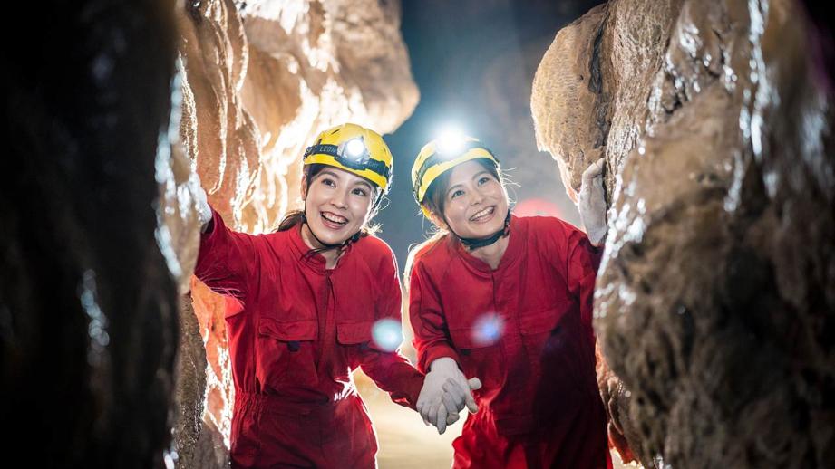 全長 5,000m！？南の島の洞くつ探検！沖縄の「玉泉洞」約 30 万年の時間が経過した鍾乳洞”未公開エリア”で夏期限定ツアー開催
