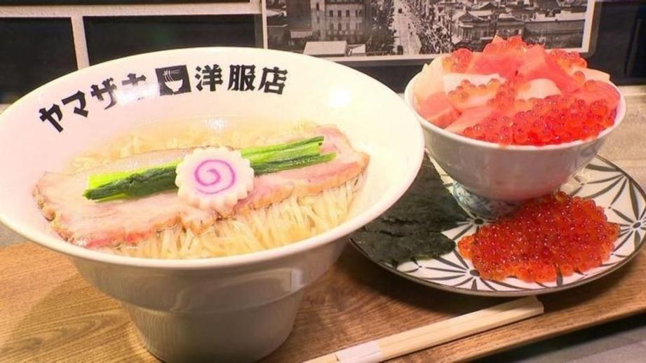 レトロな洋服店で「ラーメン店」？名物塩ラーメンとこぼれイクラの丼にリピーター続出